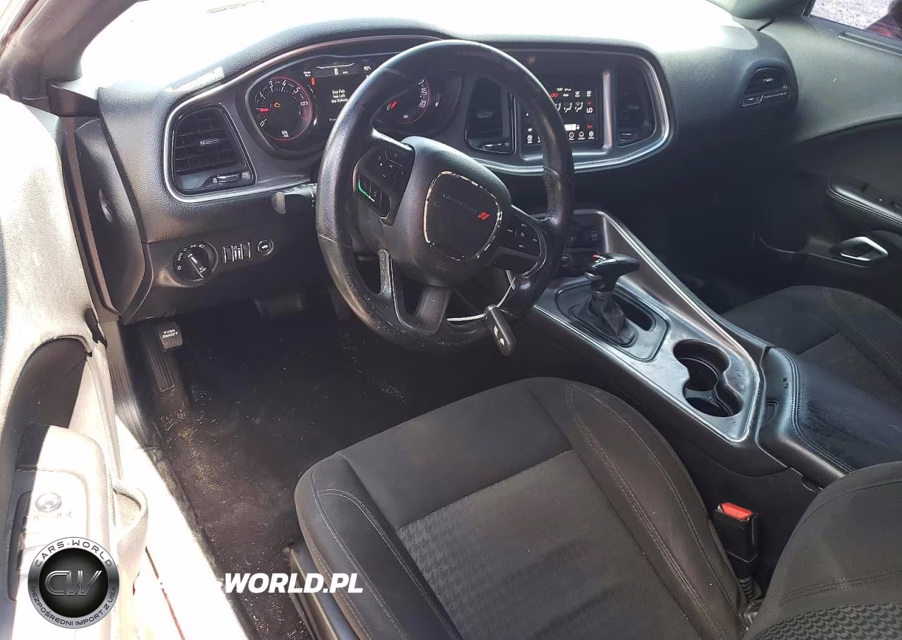 2019 Dodge Challenger Sxt VIN:2C3CDZAG9KH649963 - 8
