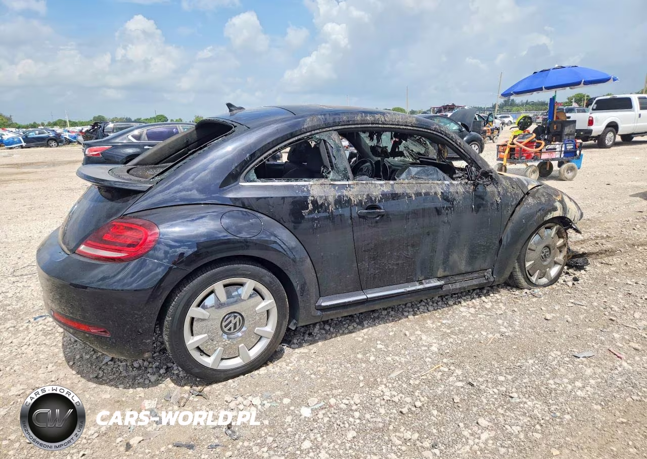 2019 Volkswagen Beetle Se VIN:3VWJD7AT6KM713072 - 3