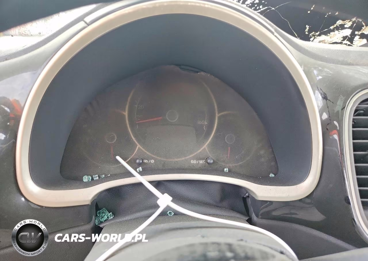 2019 Volkswagen Beetle Se VIN:3VWJD7AT6KM713072 - 9