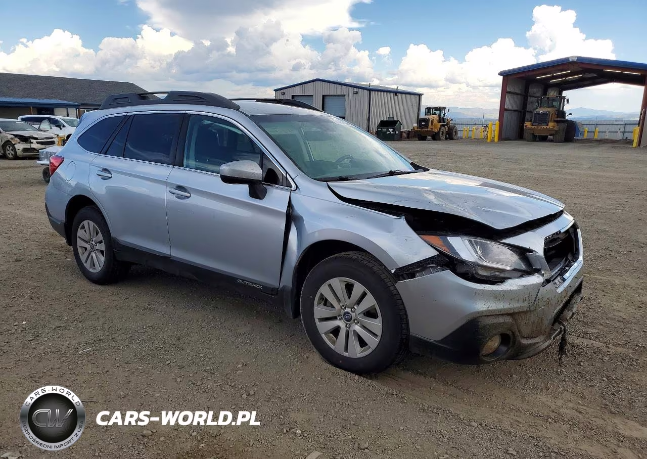 2019 Subaru Outback 2.5I Premium VIN:4S4BSAFC7K3288042 - 4