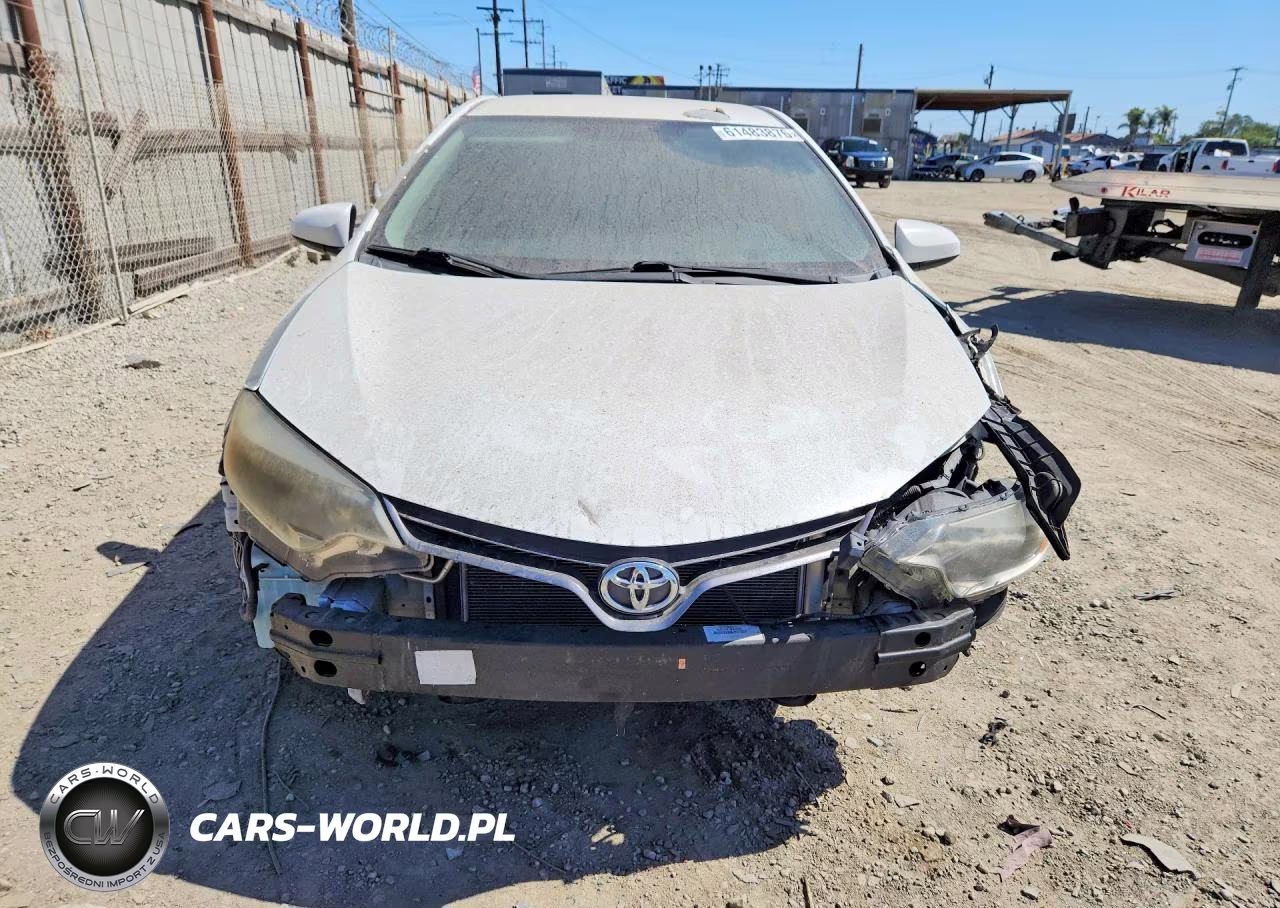 2015 Toyota Corolla Le VIN:5YFBURHE0FP276226 - 5