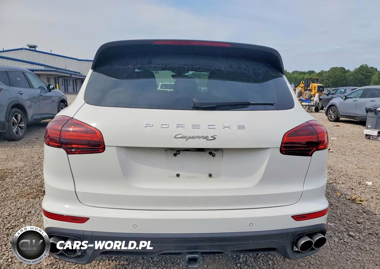 2018 Porsche Cayenne S VIN:WP1AB2A23JLA60847 - 6