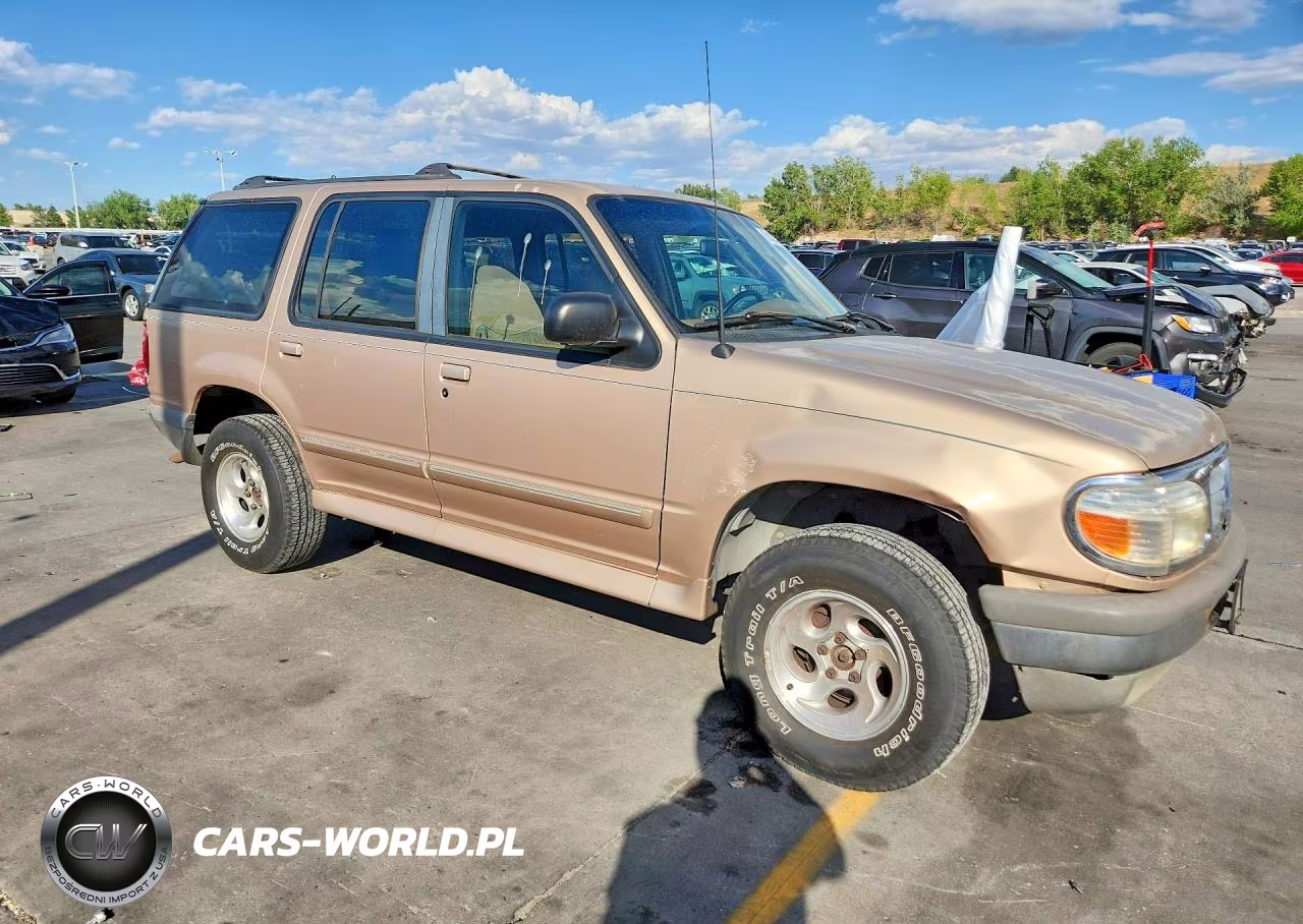 1996 Ford Explorer VIN:1FMDU34X6TUA17053 - 4
