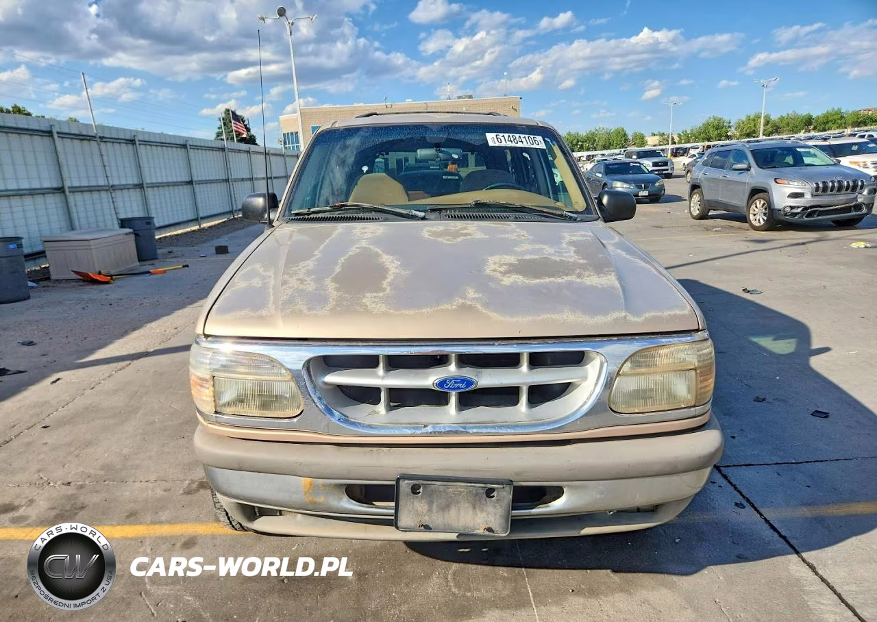 1996 Ford Explorer VIN:1FMDU34X6TUA17053 - 5