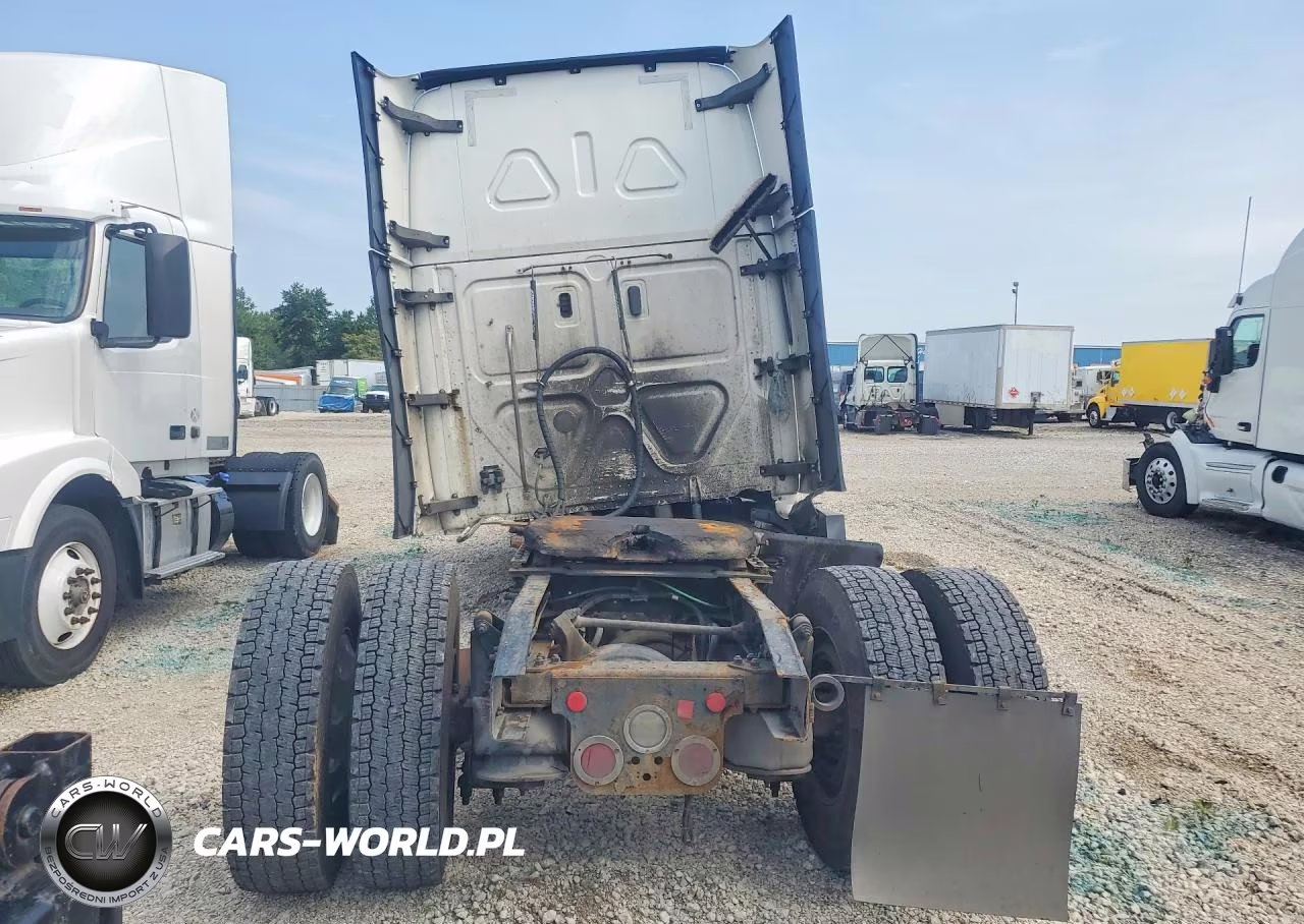 2019 Freightliner Cascadia 126 Semi Truck VIN:3AKJHHDR8KSKF8815 - 6