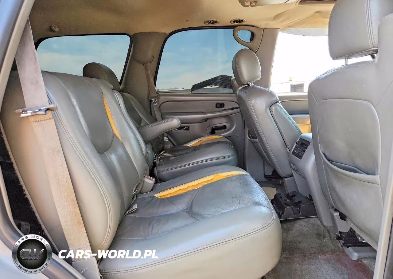 2005 Chevrolet Tahoe K1500 VIN:1GNEK13T55R104344 - 11