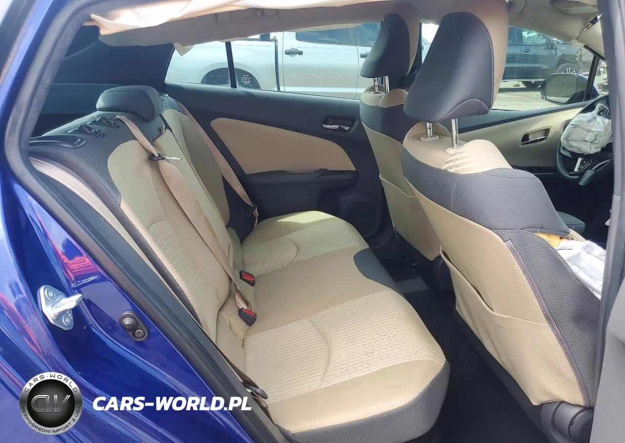 2016 Toyota Prius Two Eco VIN:JTDKARFU3G3505995 - 10