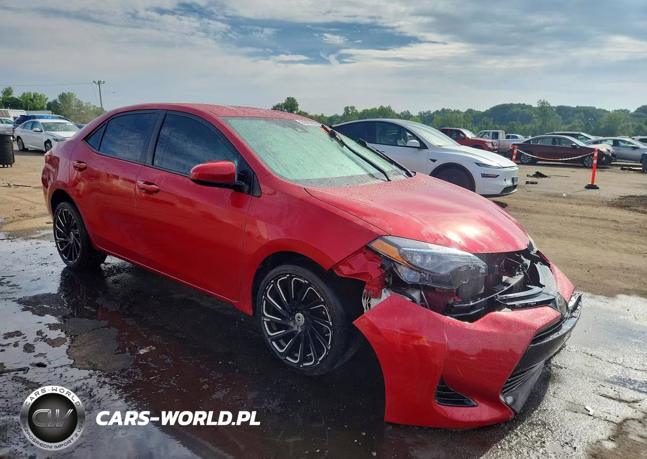 2018 Toyota Corolla Le VIN:2T1BURHE7JC984935 - 4