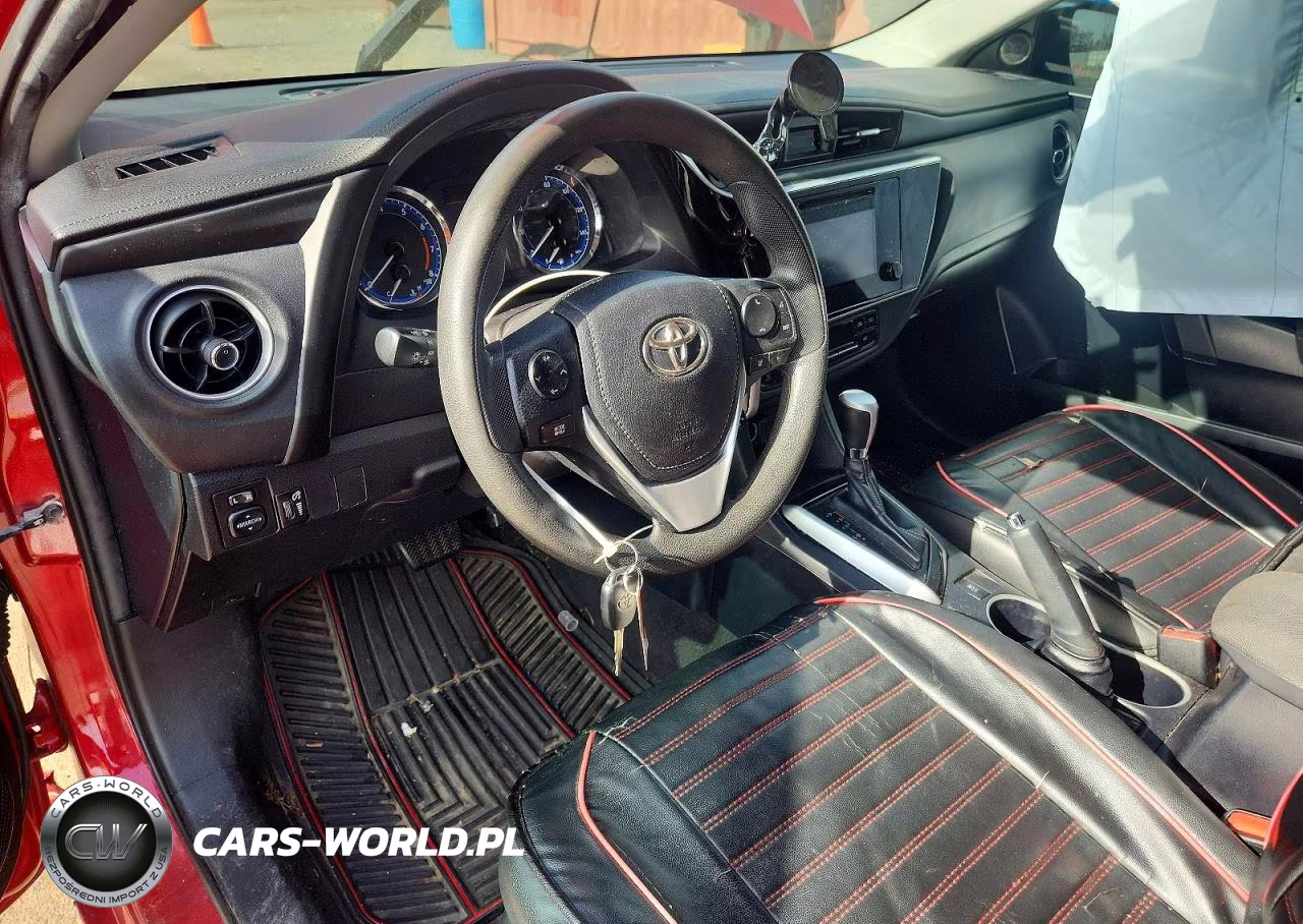 2018 Toyota Corolla Le VIN:2T1BURHE7JC984935 - 8