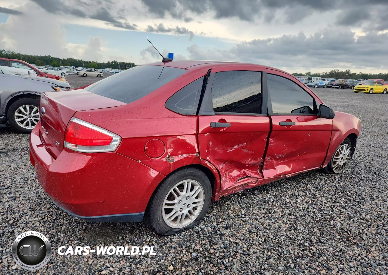 2010 Ford Focus Se VIN:1FAHP3FNXAW151211 - 3