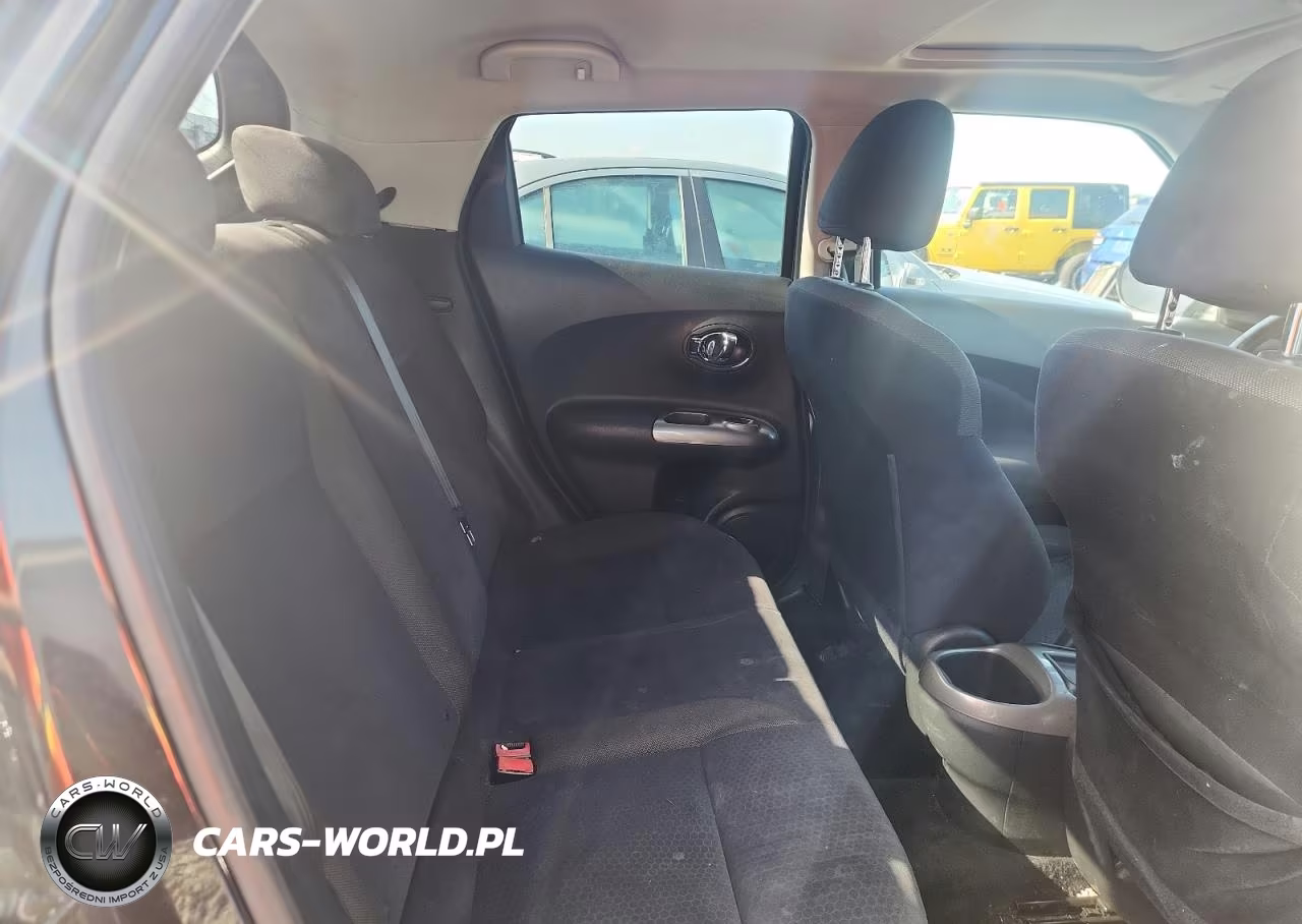 2011 Nissan Juke S VIN:JN8AF5MR1BT017114 - 11