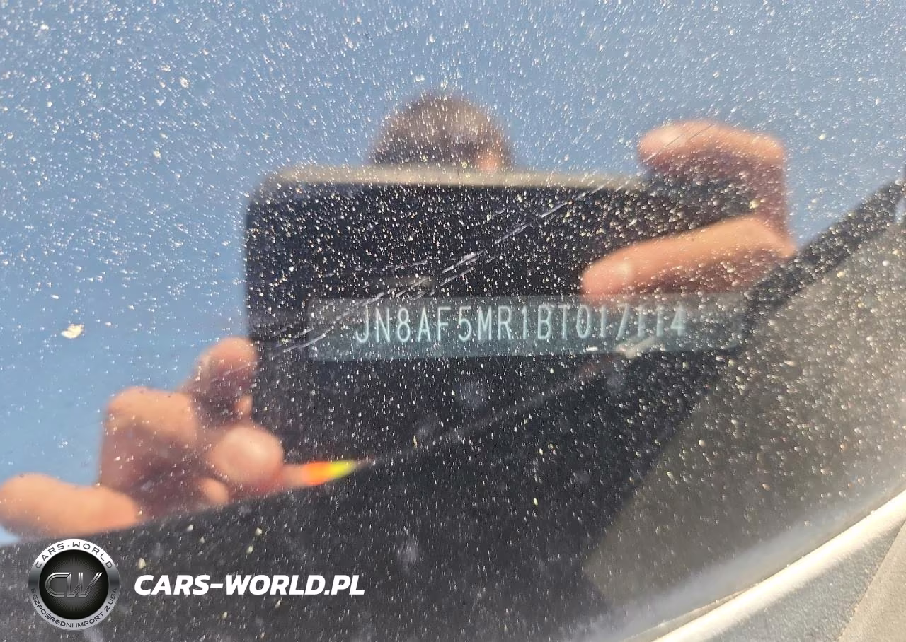 2011 Nissan Juke S VIN:JN8AF5MR1BT017114 - 13
