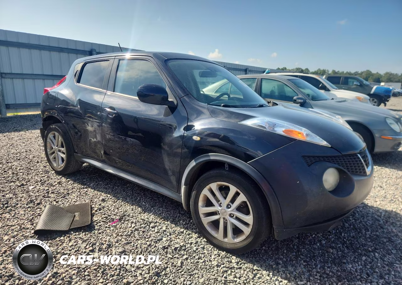 2011 Nissan Juke S VIN:JN8AF5MR1BT017114 - 4