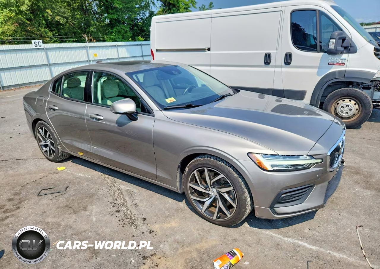2020 Volvo S60 T6 Momentum VIN:7JRA22TK1LG045372 - 4