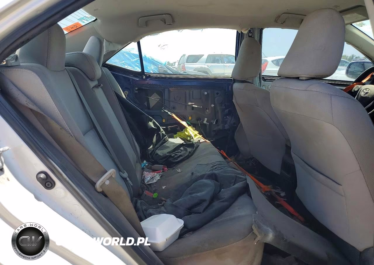 2019 Toyota Corolla Le VIN:5YFBURHE2KP927513 - 10