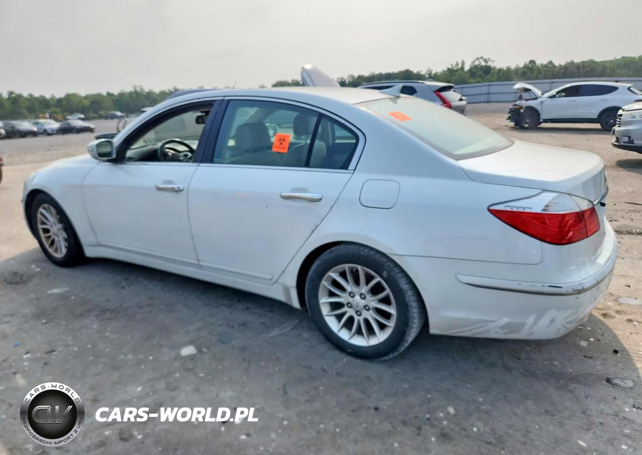 2011 Hyundai Genesis 3.8L VIN:KMHGC4DE7BU114913 - 2