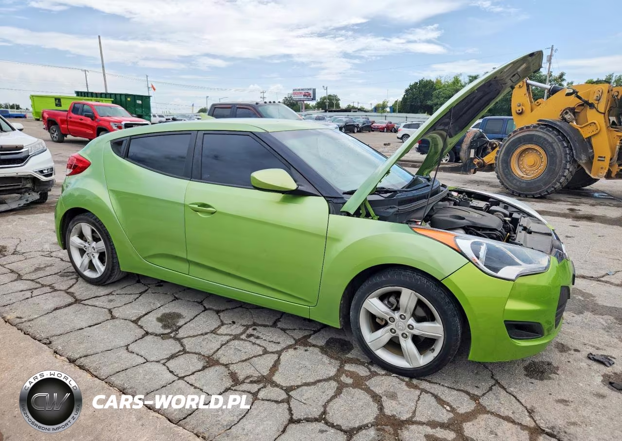 2012 Hyundai Veloster VIN:KMHTC6AD6CU027088 - 4