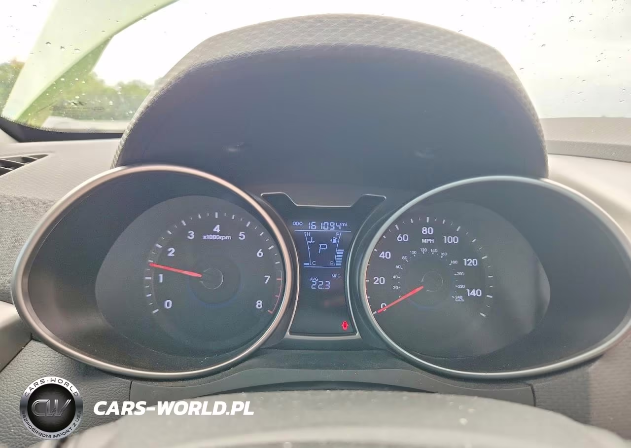 2012 Hyundai Veloster VIN:KMHTC6AD6CU027088 - 9