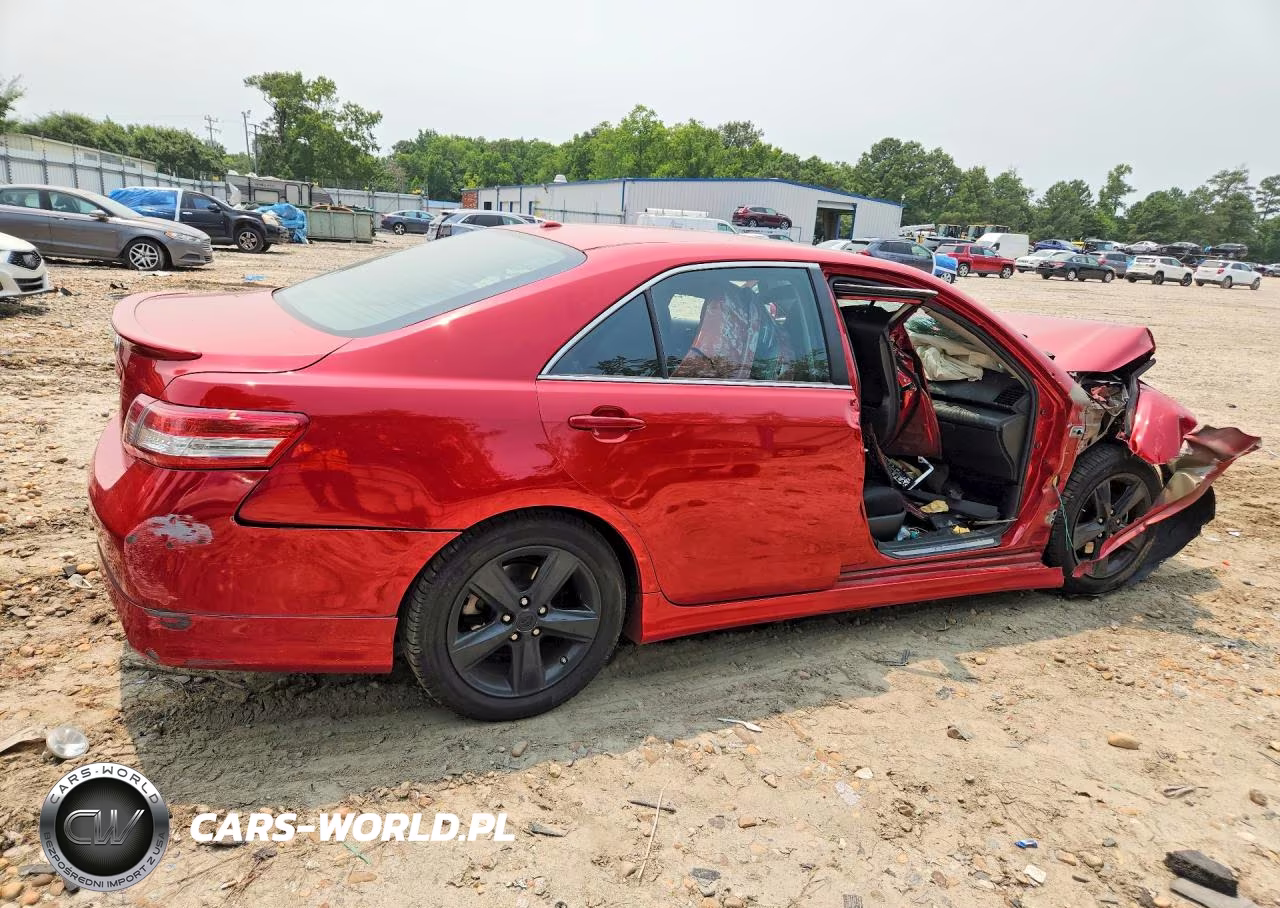 2010 Toyota Camry Se VIN:4T1BF3EK1AU035882 - 3