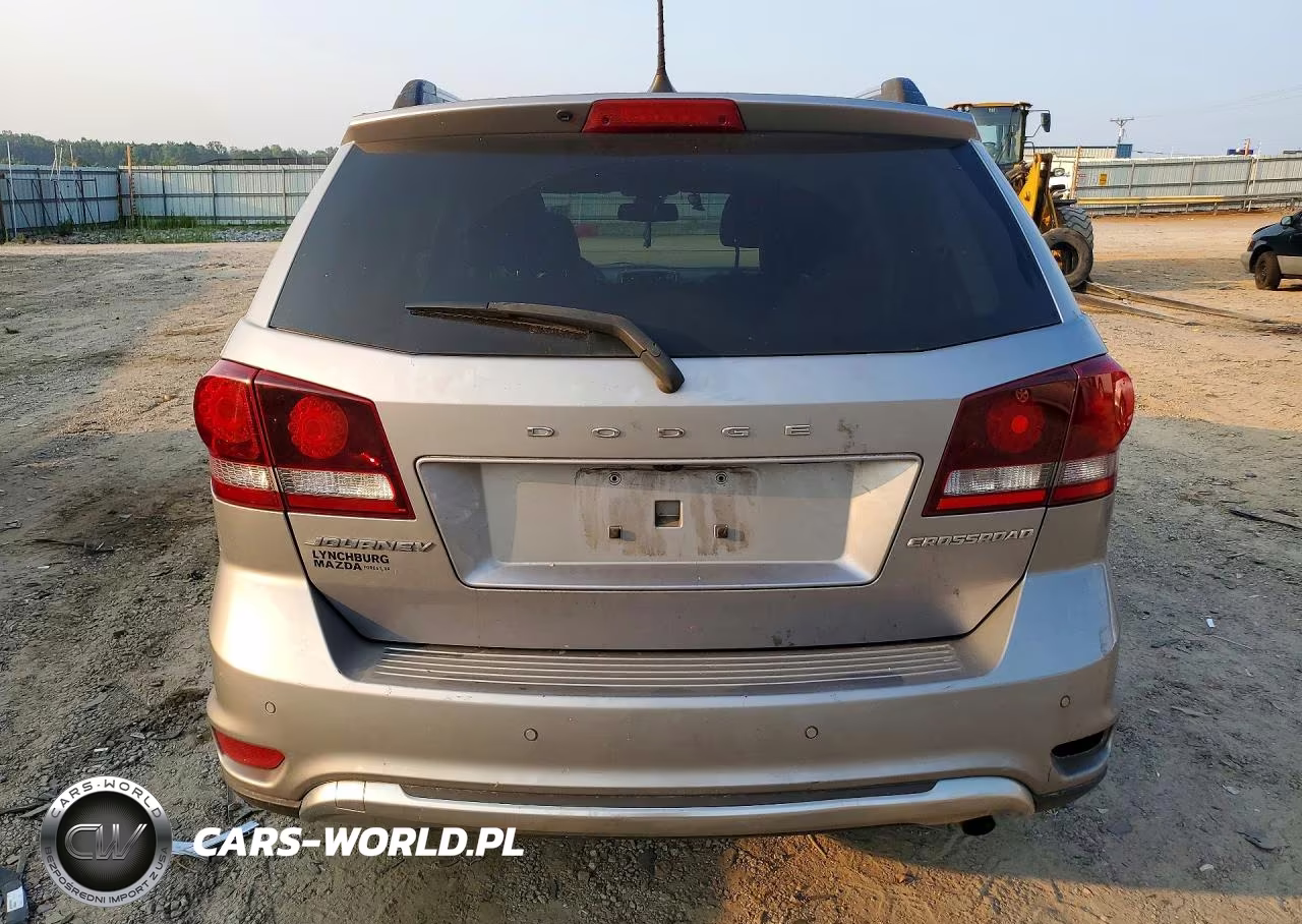 2020 Dodge Journey Crossroad VIN:3C4PDCGB3LT270312 - 6