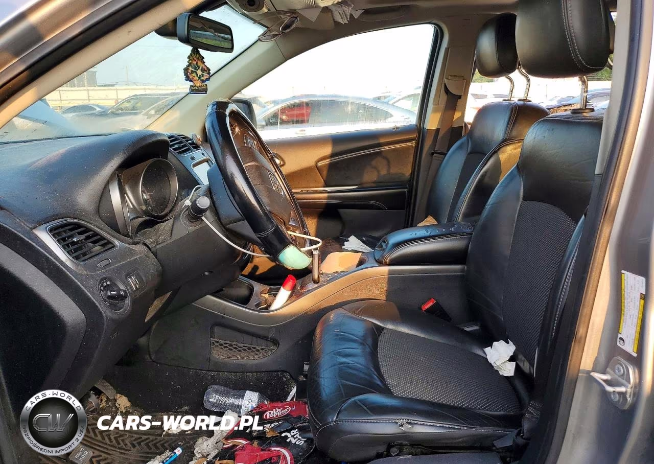 2020 Dodge Journey Crossroad VIN:3C4PDCGB3LT270312 - 7