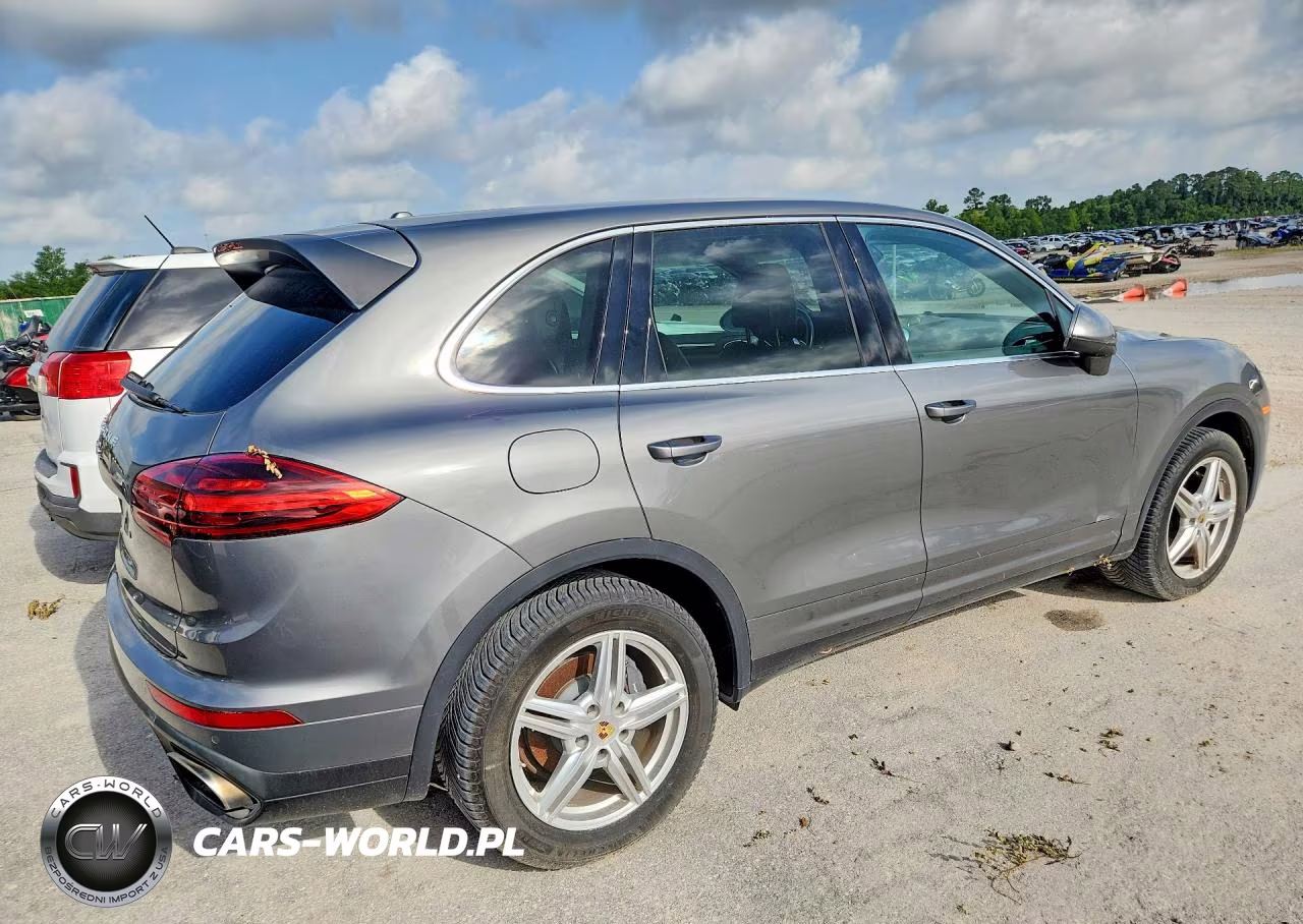 2016 Porsche Cayenne VIN:WP1AA2A24GLA03925 - 3