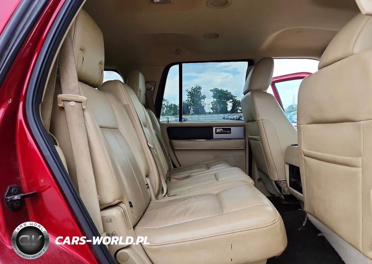2015 Ford Expedition Xlt VIN:1FMJU1HT7FEF23116 - 11