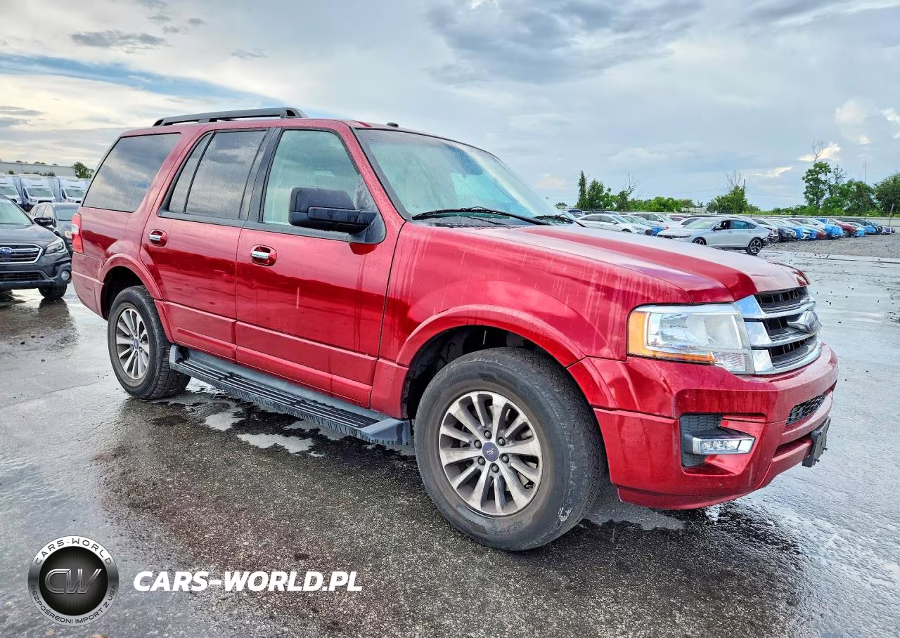 2015 Ford Expedition Xlt VIN:1FMJU1HT7FEF23116 - 4