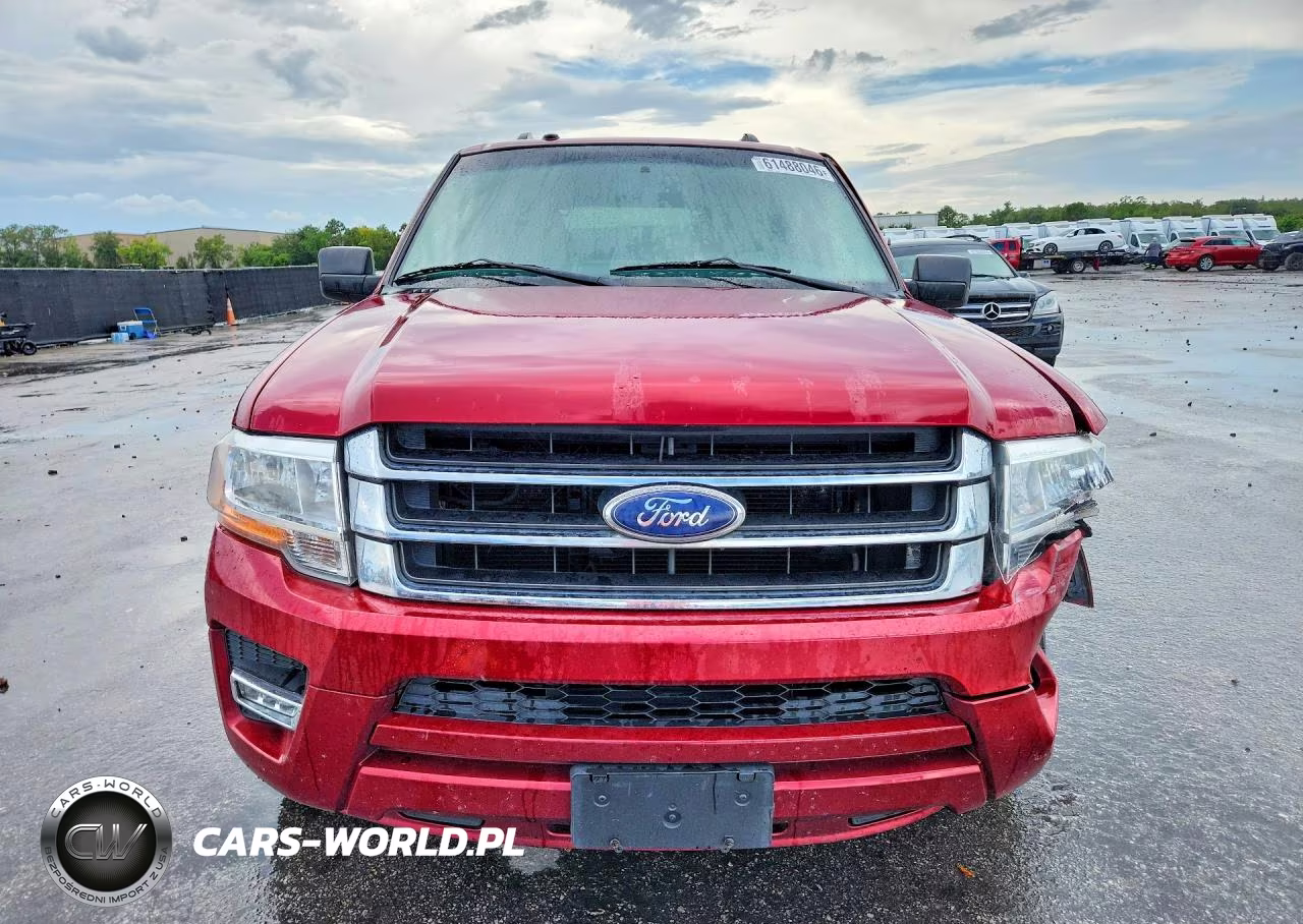 2015 Ford Expedition Xlt VIN:1FMJU1HT7FEF23116 - 5