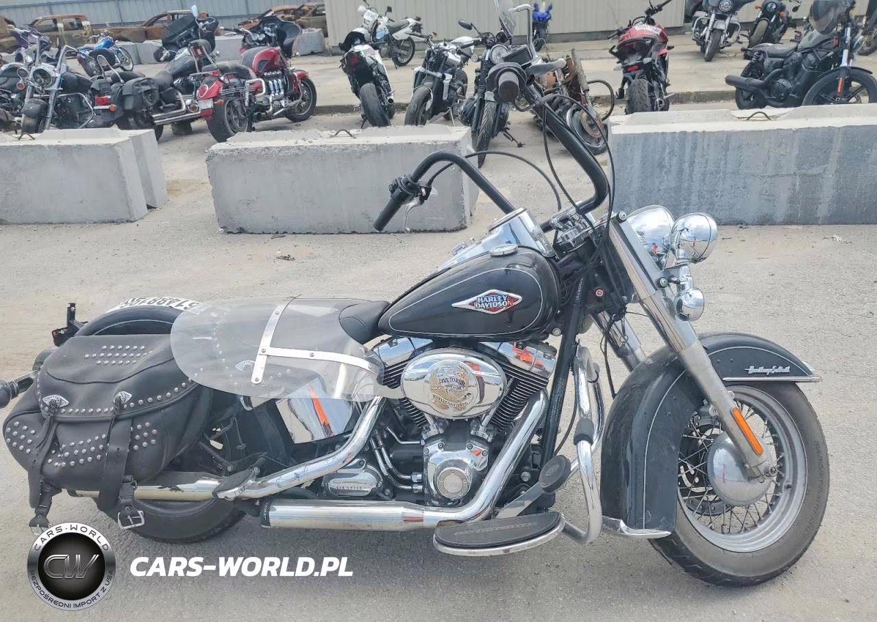 2012 Harley-Davidson Flstc Heritage Softail Classic VIN:1HD1BWV12CB029932 - 1