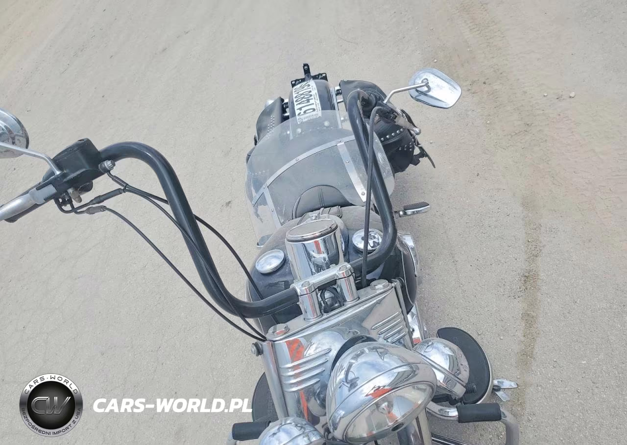 2012 Harley-Davidson Flstc Heritage Softail Classic VIN:1HD1BWV12CB029932 - 5