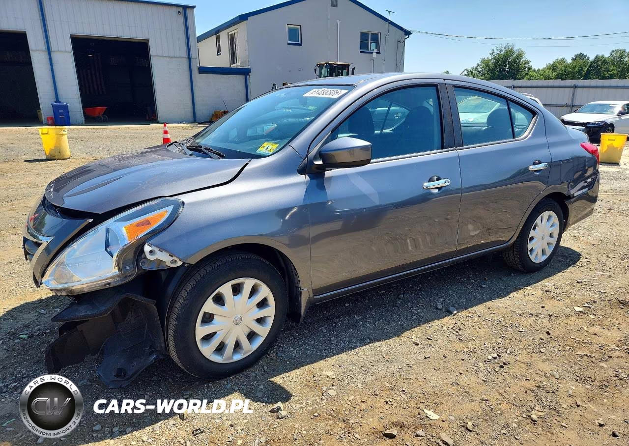 2019 Nissan Versa Sv