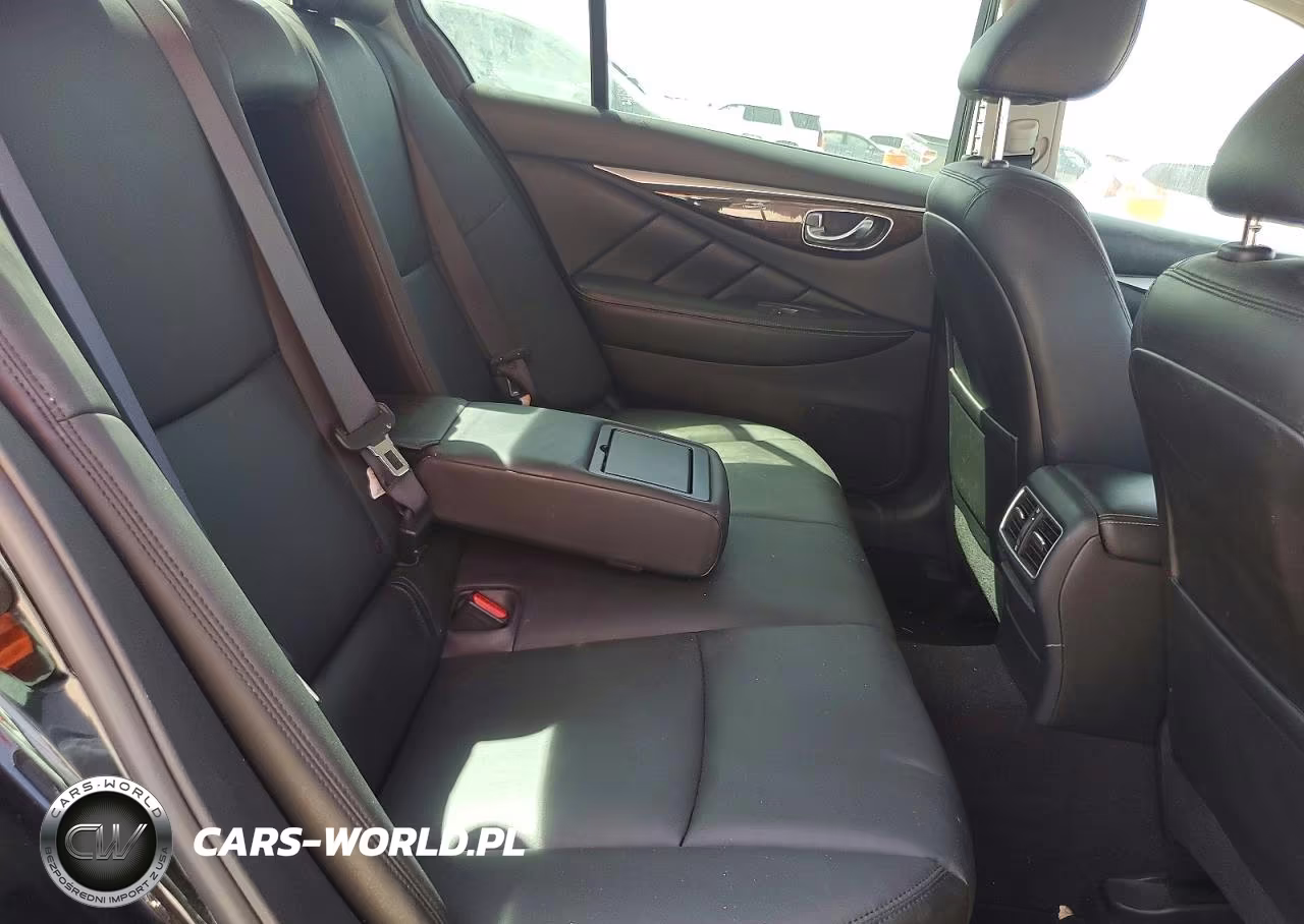 2018 Infiniti Q50 3.0T Luxe VIN:JN1EV7AP2JM350805 - 10