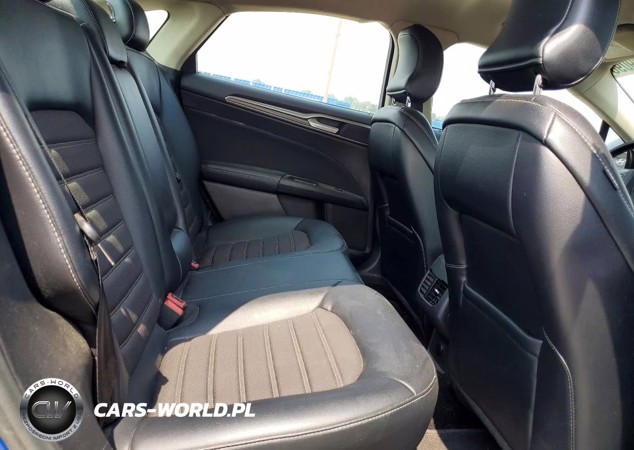 2017 Ford Fusion Se VIN:3FA6P0H72HR404751 - 10