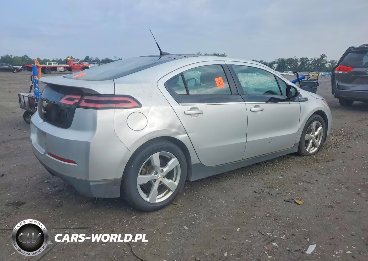 2011 Chevrolet Volt VIN:1G1RD6E41BU102583 - 3