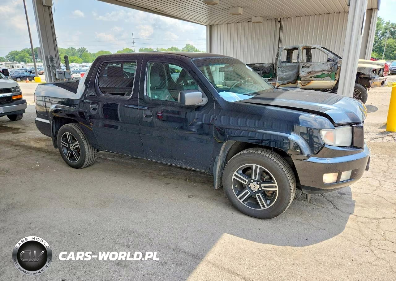2012 Honda Ridgeline Sport VIN:5FPYK1F78CB455649 - 4