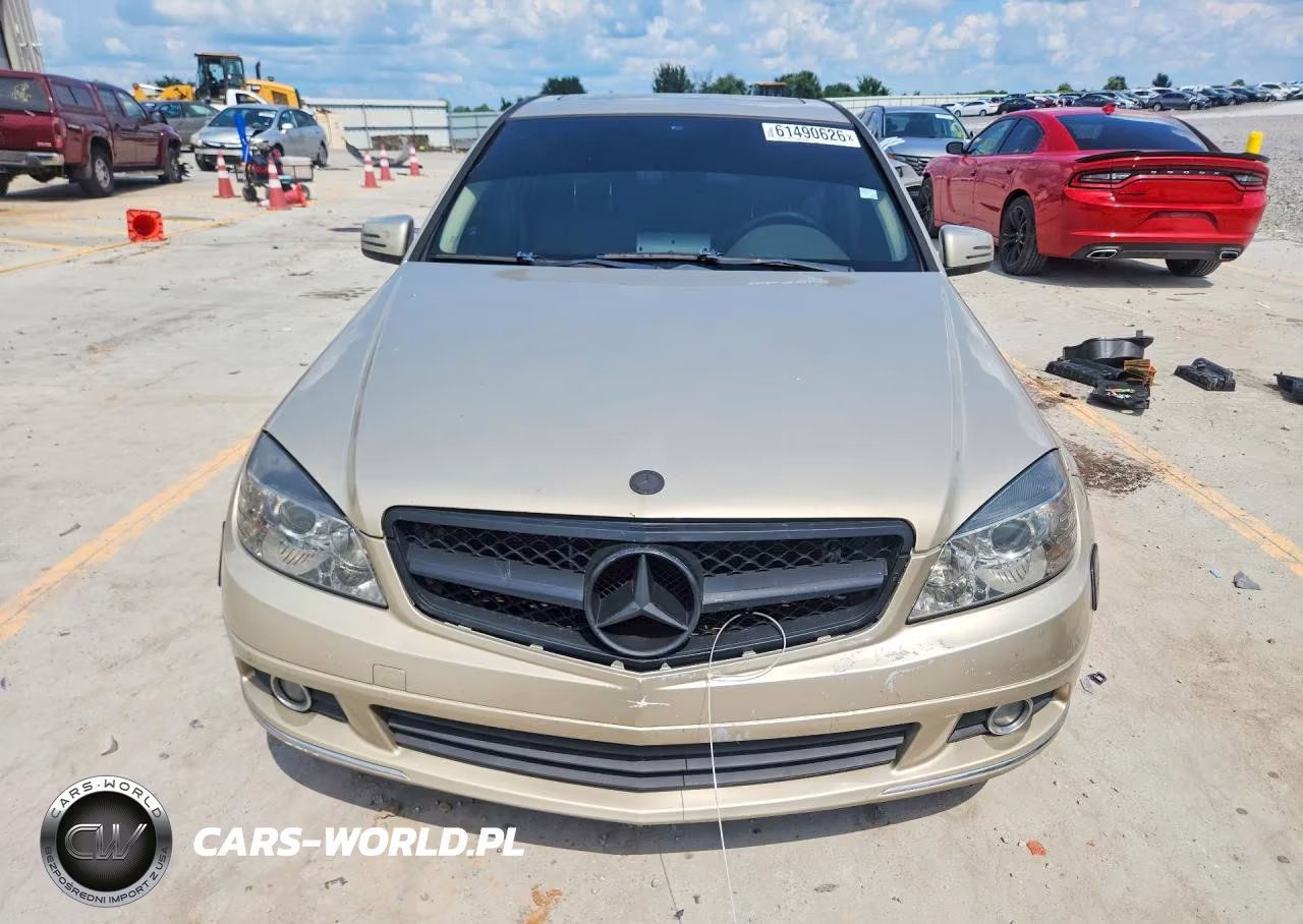 2011 Mercedes-Benz C 300 VIN:WDDGF5EB8BR171135 - 5