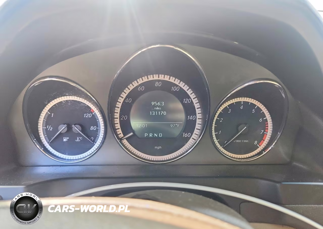 2011 Mercedes-Benz C 300 VIN:WDDGF5EB8BR171135 - 9