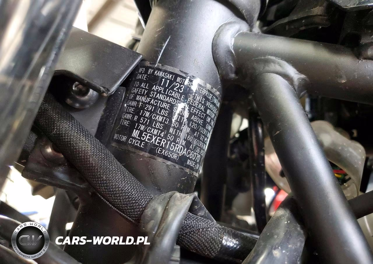 2024 Kawasaki Ex650 R VIN:ML5EXER15RDAC6070 - 10