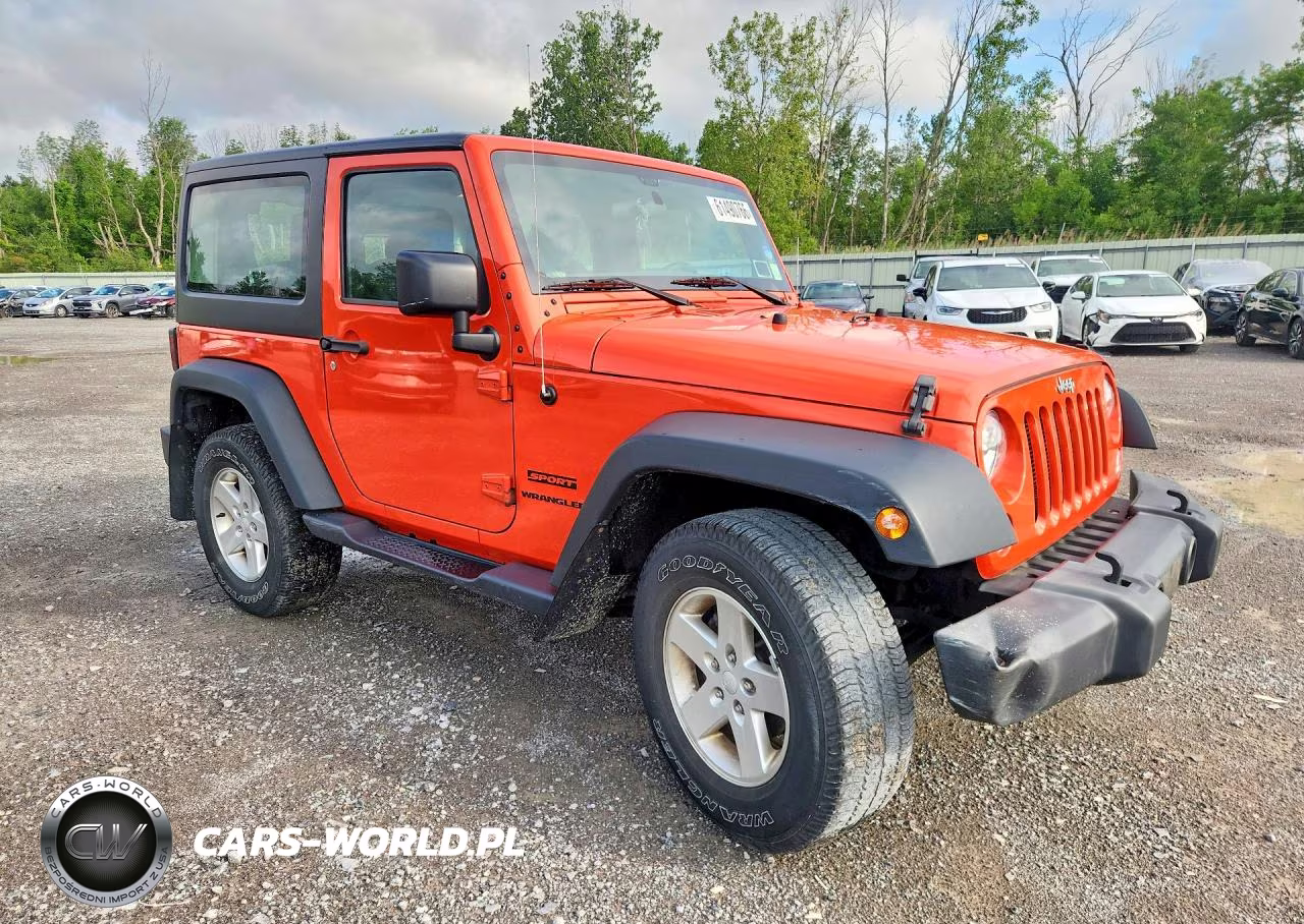 2015 Jeep Wrangler Sport VIN:1C4AJWAG7FL700427 - 4