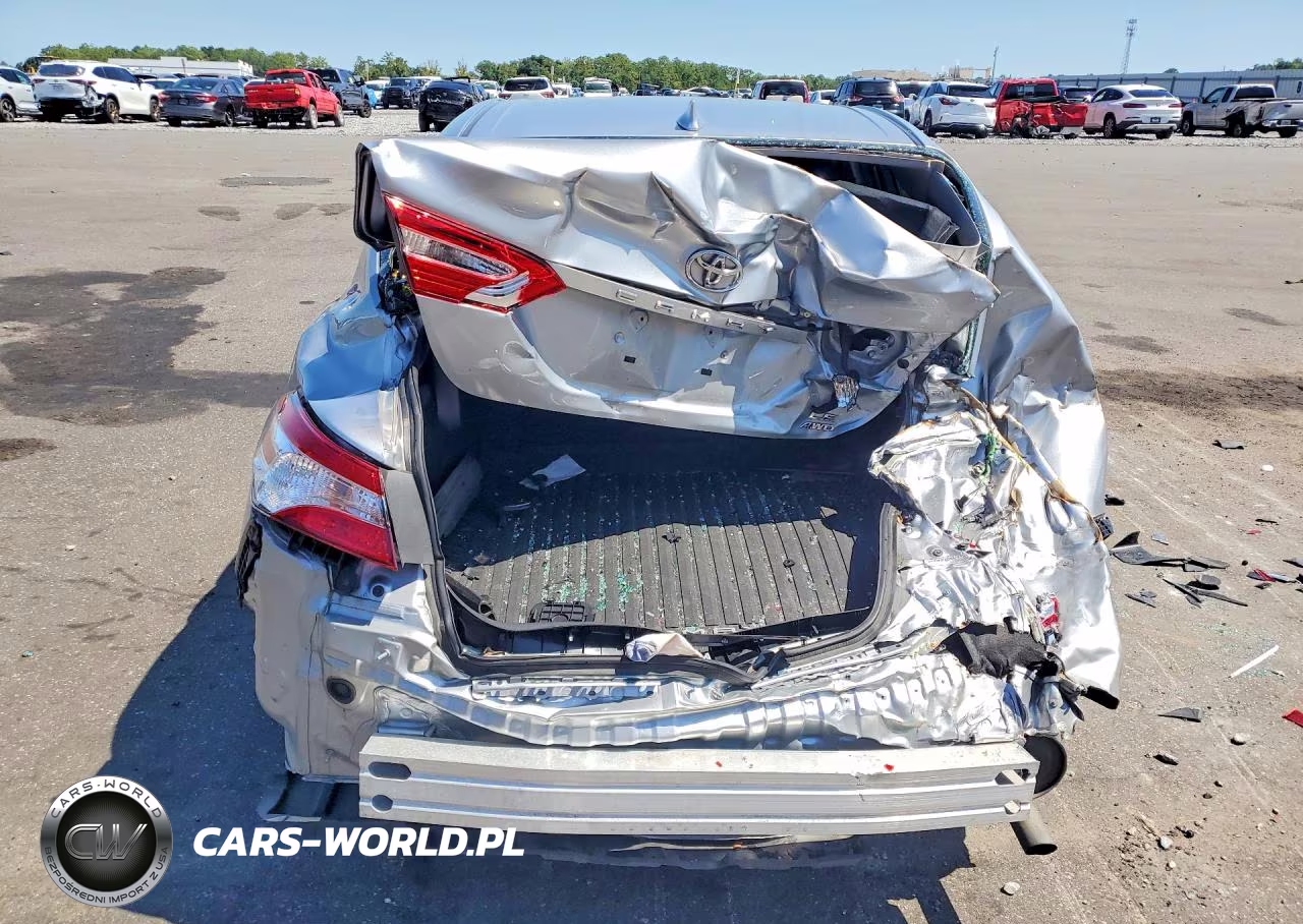 2020 Toyota Camry Le VIN:4T1C11BK4LU009470 - 6