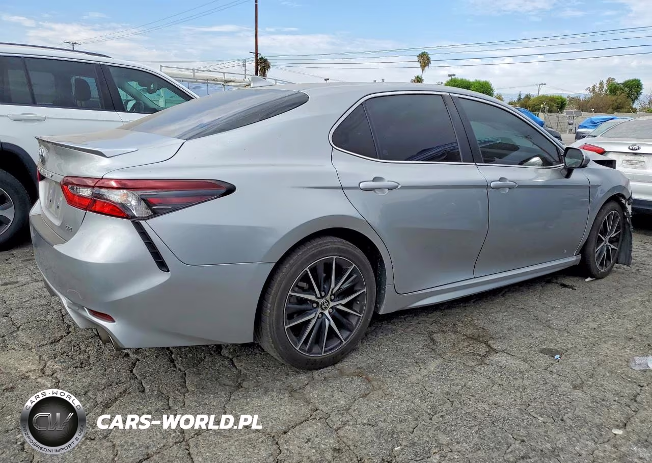 2021 Toyota Camry Se VIN:4T1G11AK2MU561263 - 3