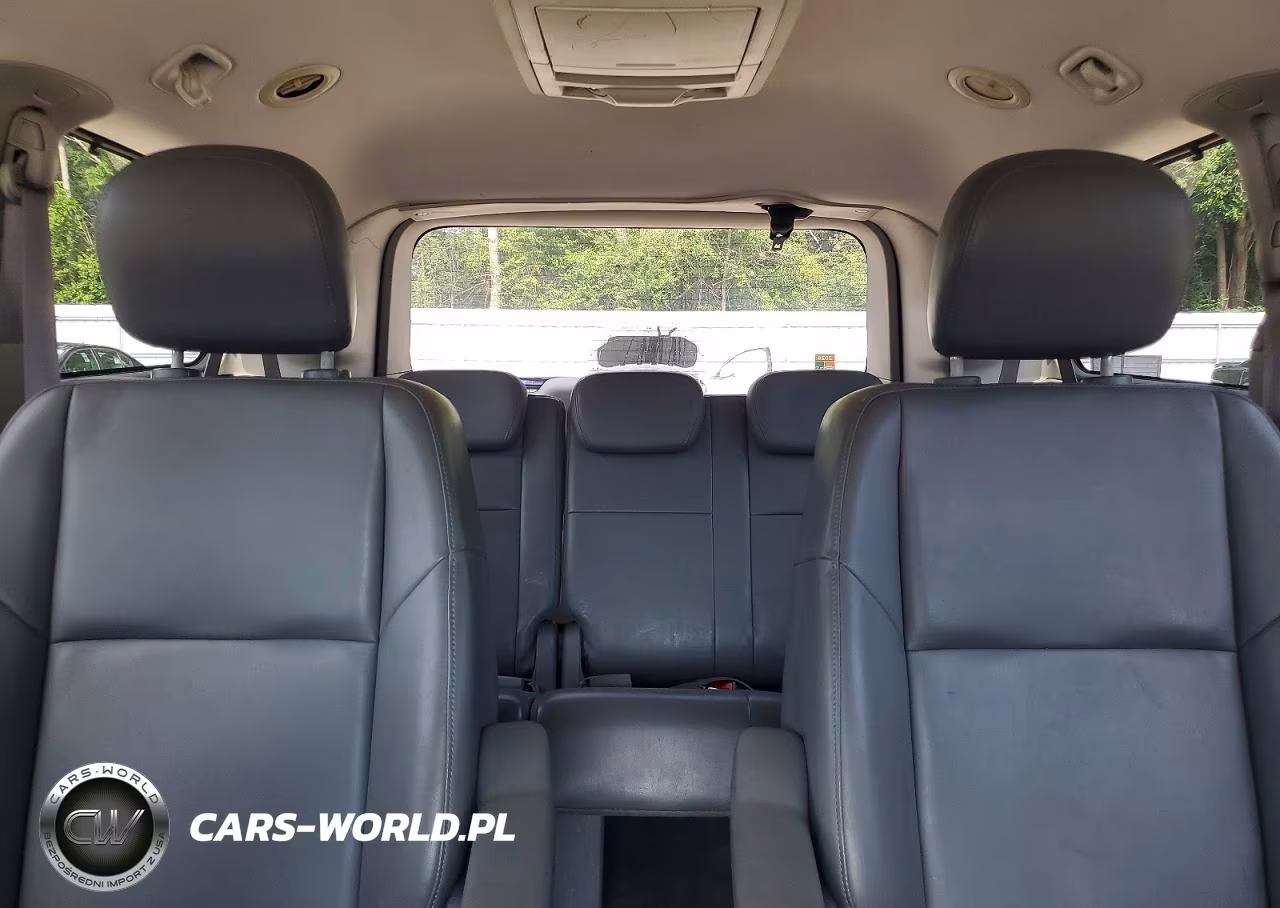 2010 Volkswagen Routan Se VIN:2V4RW3D1XAR280260 - 10