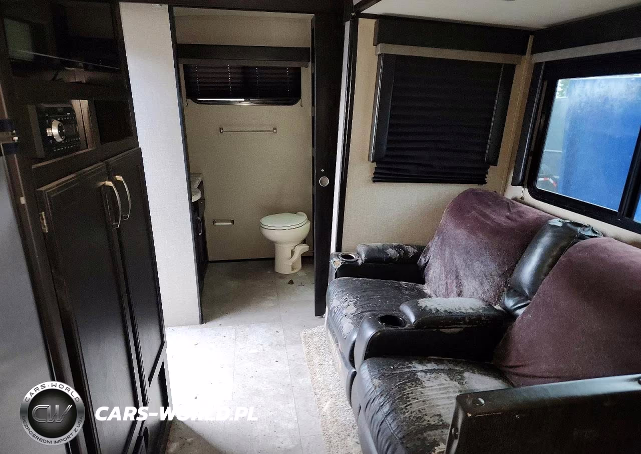 2019 Grand Design Imagine Camper VIN:573TE3023K6613448 - 6