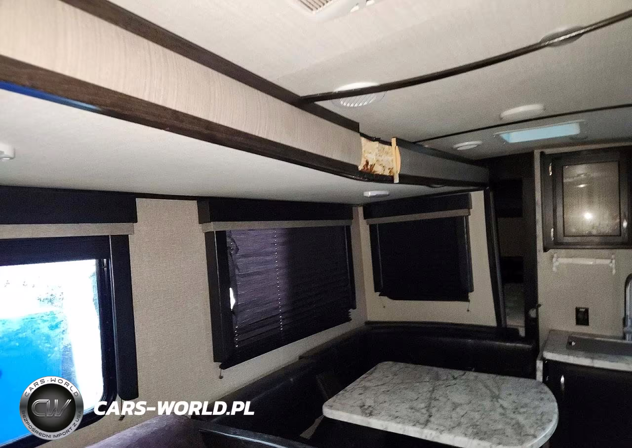2019 Grand Design Imagine Camper VIN:573TE3023K6613448 - 9