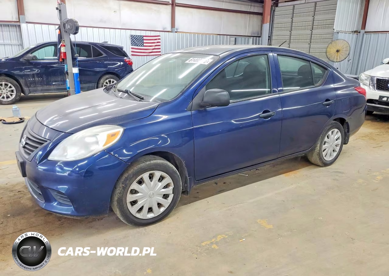 2014 Nissan Versa 1.6 S Plus