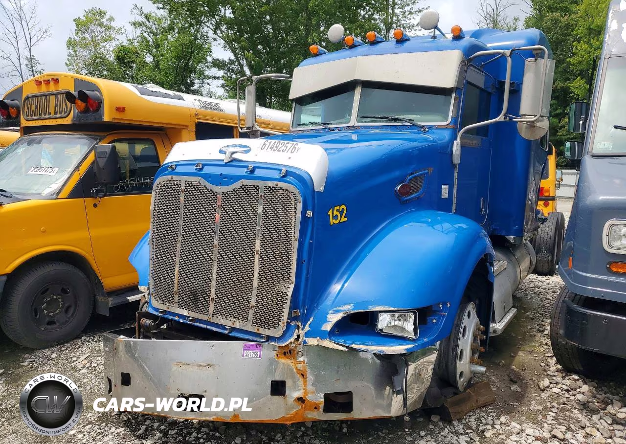 2007 Peterbilt 386 Semi Truck