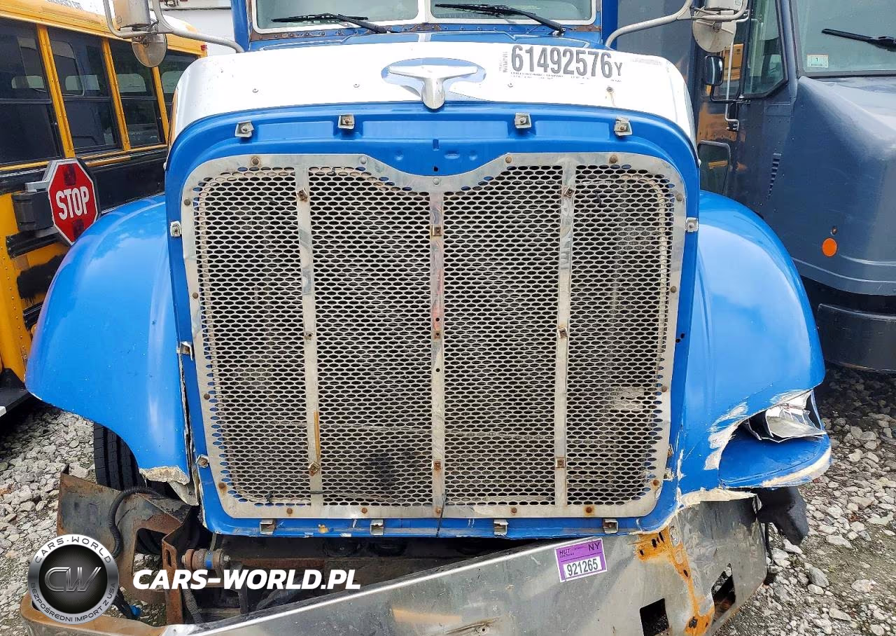 2007 Peterbilt 386 Semi Truck VIN:1XPHD49X97N693614 - 11