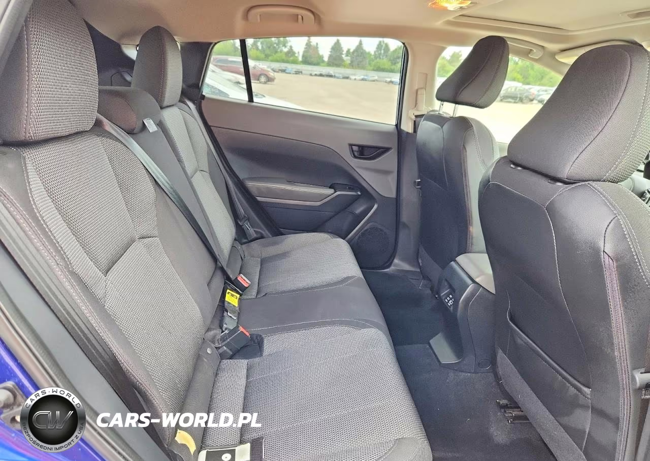 2024 Subaru Crosstrek Premium VIN:JF2GUADC6RH891957 - 11