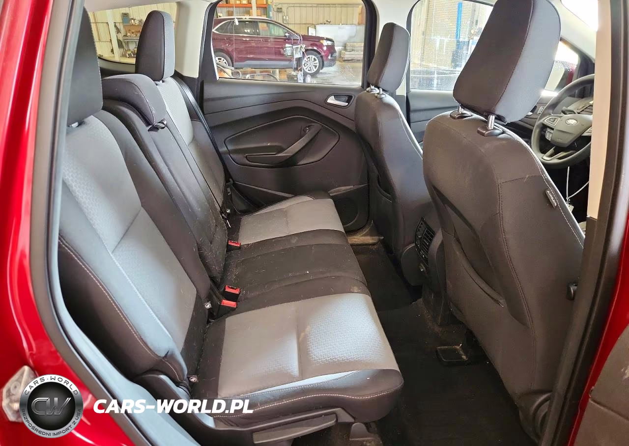2018 Ford Escape Se VIN:1FMCU9GDXJUA64440 - 11